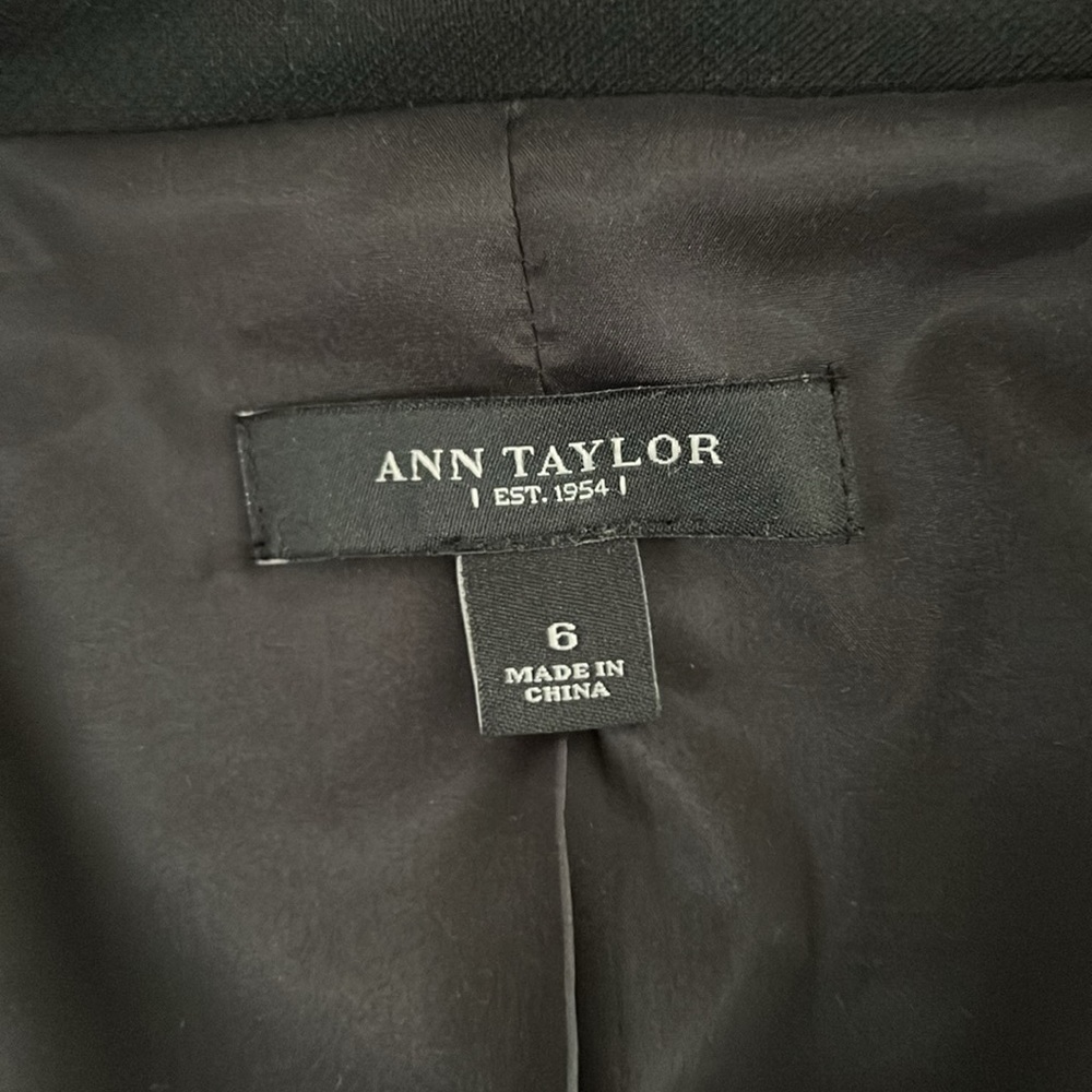Lady jacket! - Picture 3 of 4